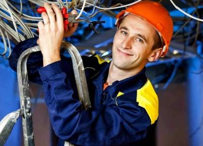 عوامل موثر در محاسبه قیمت سیم کشی ساختمان