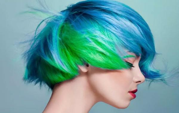 10 روش فوق العاده برای افزایش ماندگاری رنگ موی فانتزی